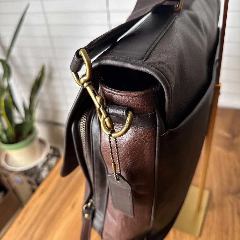 Coach Essex Messenger Briefcase Bag Brown Pebbled Leather Mens Satchel
